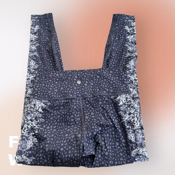 Lululemon leggings - Picture 4 of 4